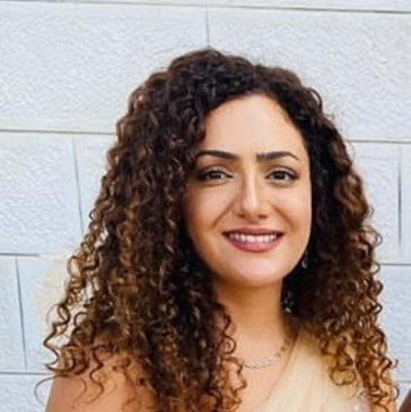 Meet your Posher, Julia - Picture 1 of 1